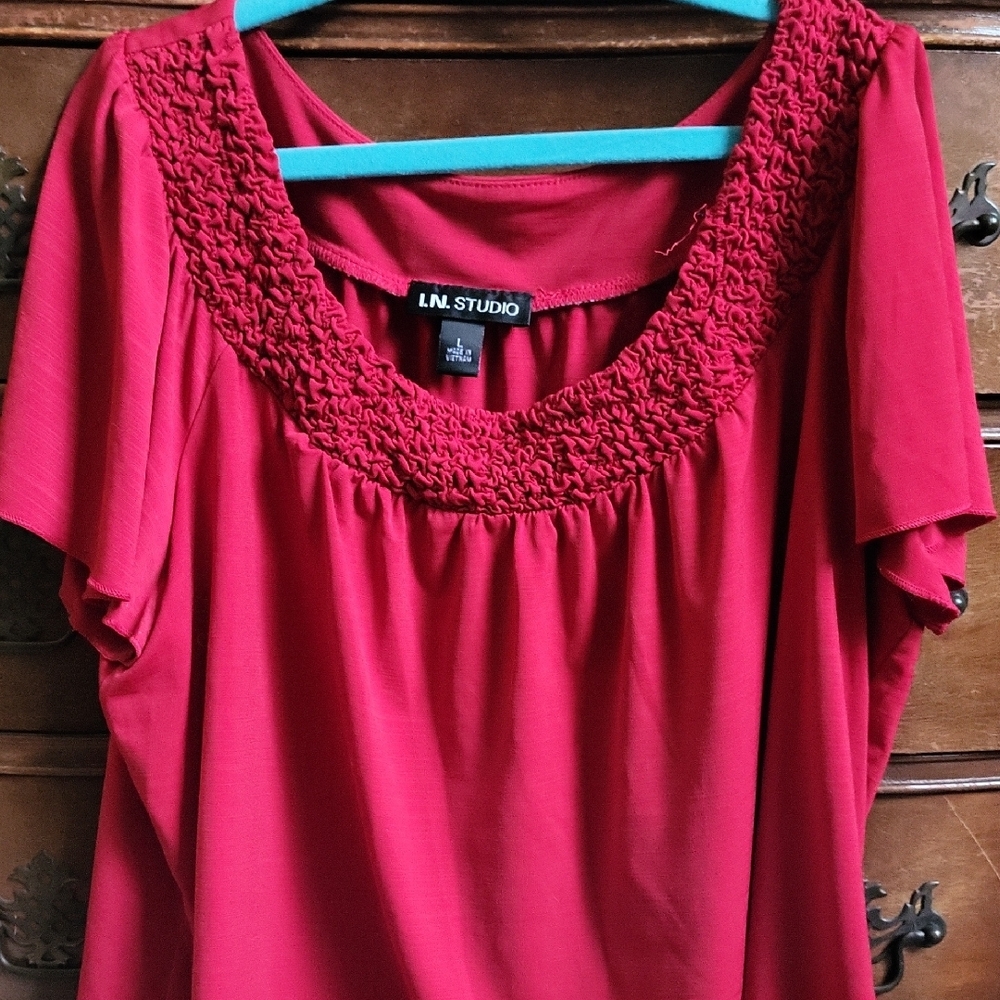 I.N. Studio Women's Red Top